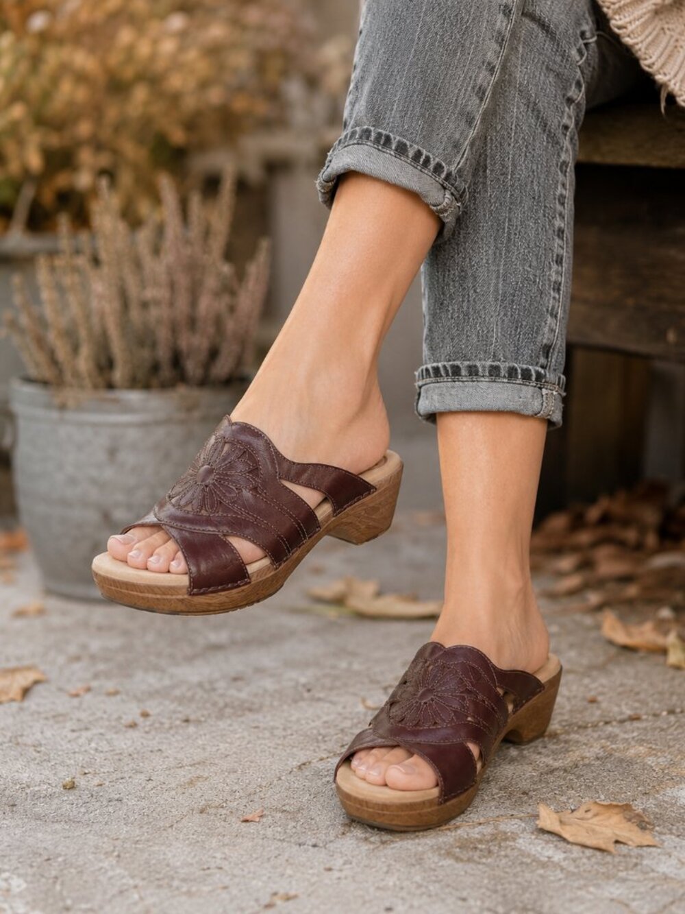 Dansko Suzy Veg-Tan Chocolate Leather Wedge Sandals Size 41 US 10.5-11